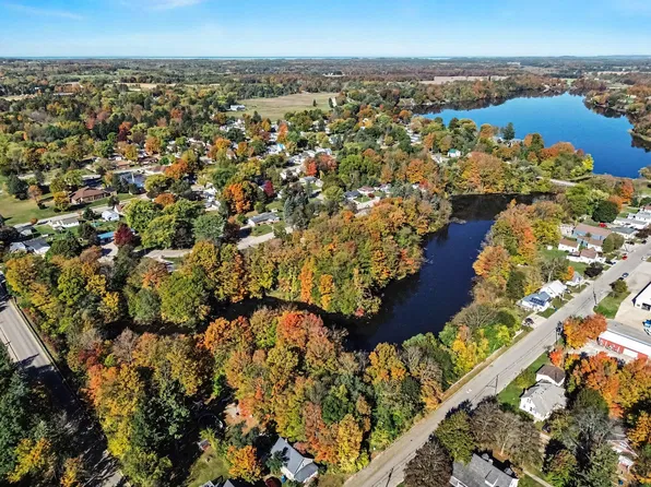 200 S Water St, Hart, MI 49420