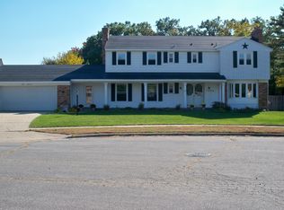 1266 Royal Oak St SW, Wyoming, MI 49509