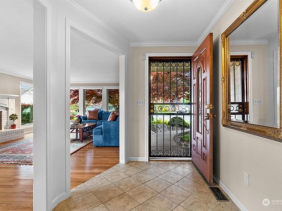 4th image of 201 McElroy Place