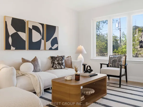 115 Bergen Rd, Toronto, ON M1P 1S3