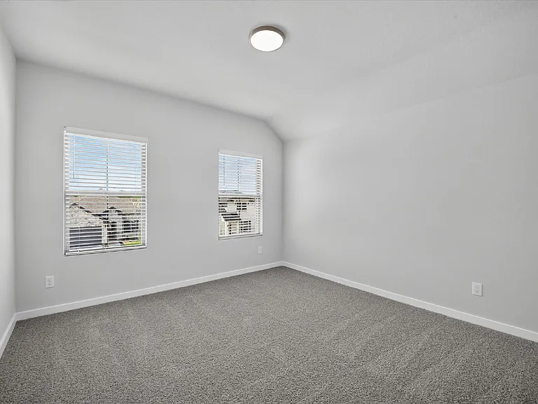 713 Summerberry Dr — Photo 5