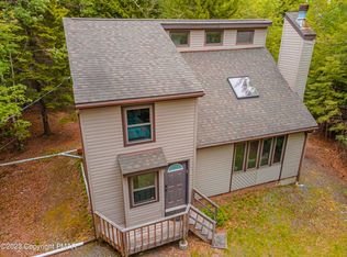 280 Minsi Trl W, Long Pond, PA