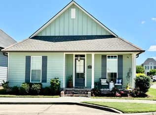 2210 Iberville Ave, Zachary, LA 70791