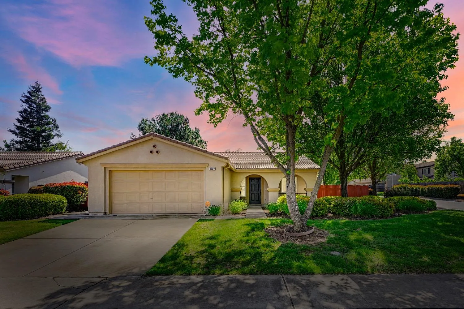 4627 Excelsior Rd photo 1