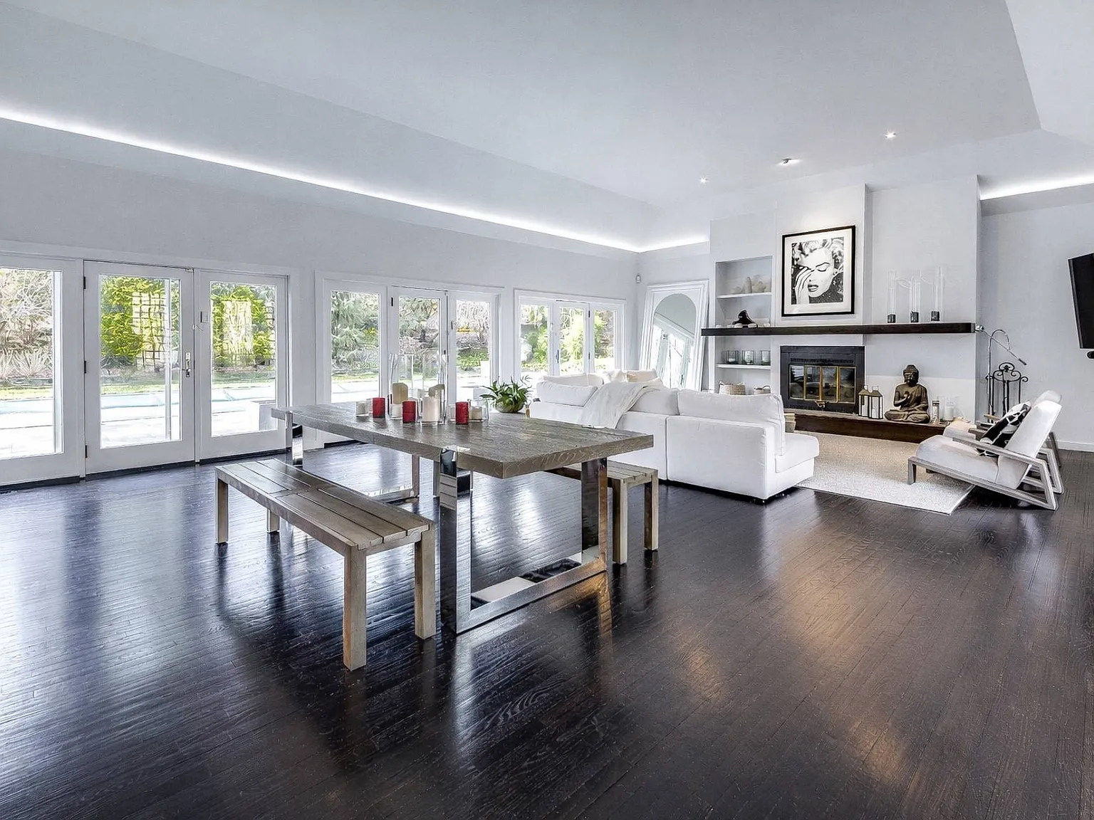 Contemporary Bridgehampton Getaway — Photo 4