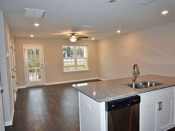 4th image of 2036 Middle Tennessee Blvd
