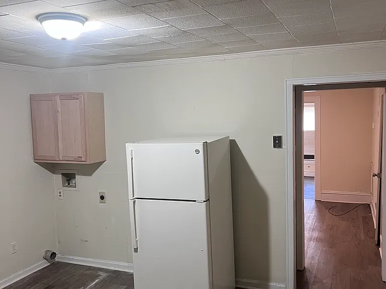706 Maple Ave #3 — Photo 6