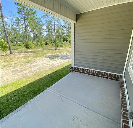 3rd image of 407 Satilla Ct