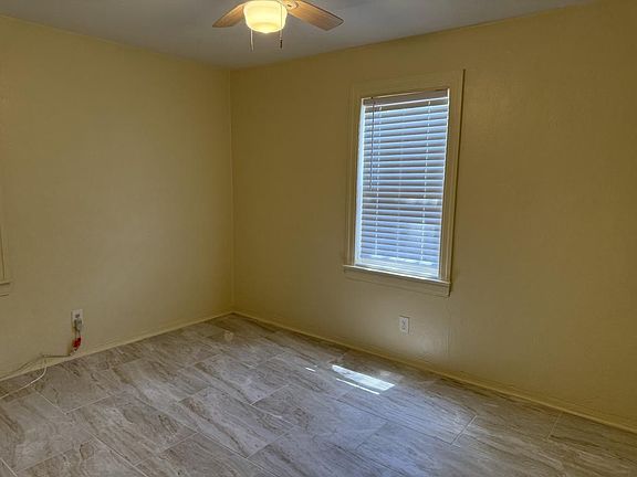 5th image of 2843 2nd Ave S