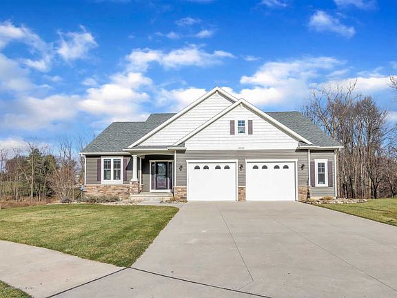 3rd image of 2262 Marstoga Dr