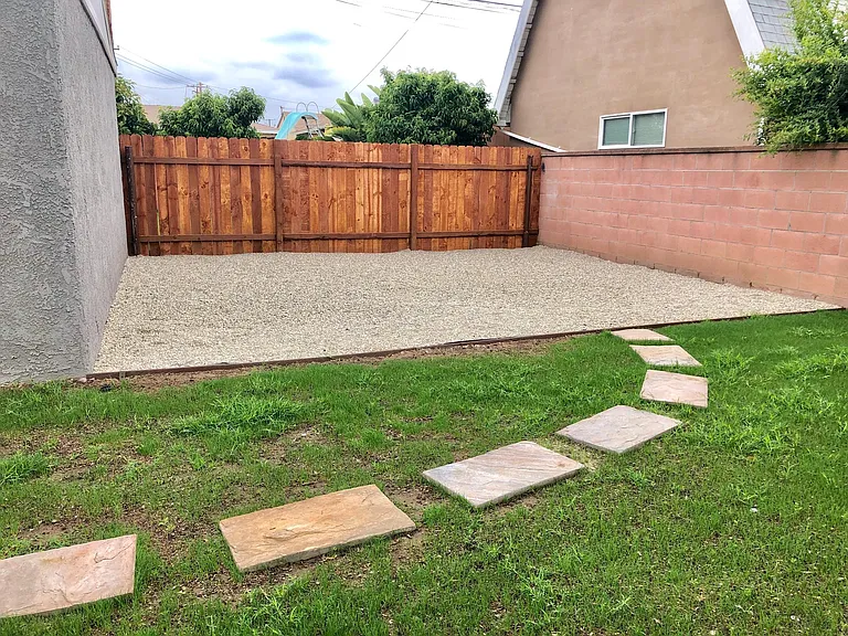 10400 Gunn Ave — Photo 14