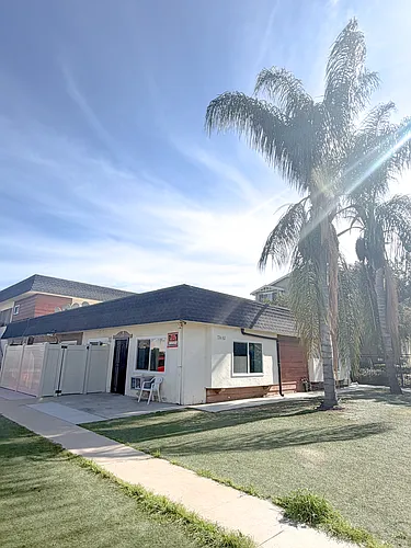 726 Mission Grove Pl Photo 1