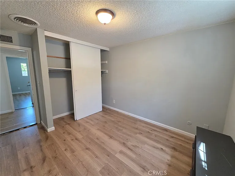 8920 Haddon Ave — Photo 13