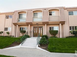 22040 Calvert St APT 2, Woodland Hills, CA 91367