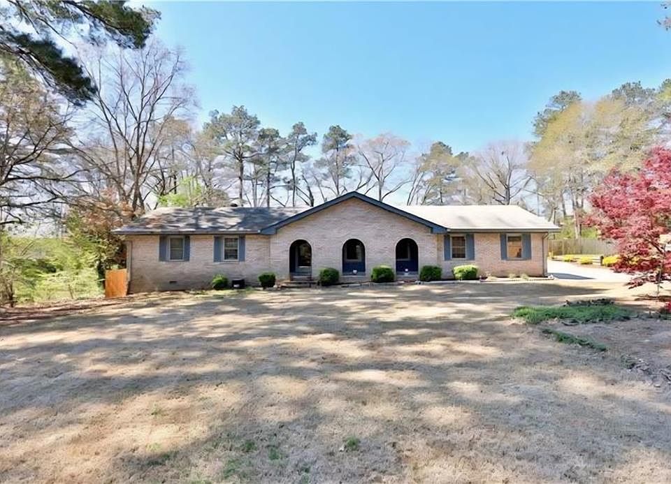 1st image of 2653 Green Valley Ct