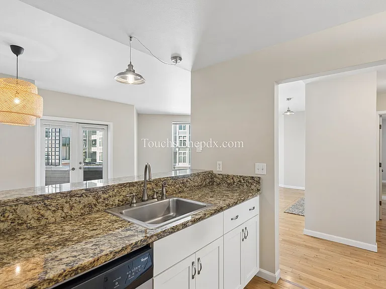 1630 S Harbor Way #301 — Photo 8