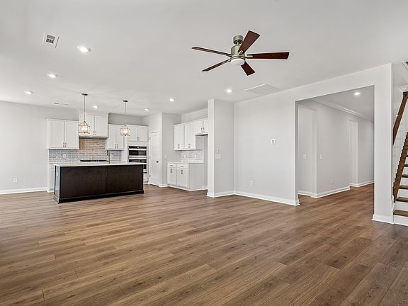 5th image of 1043 Inez Dr Lot 220
