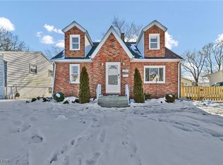 210 Louisiana Ave, Elyria, OH 44035