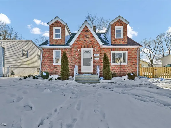 210 Louisiana Ave, Elyria, OH 44035