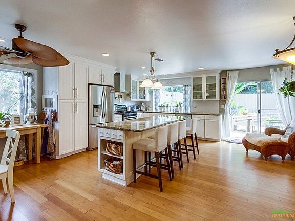 4th image of 11675 Negley Dr