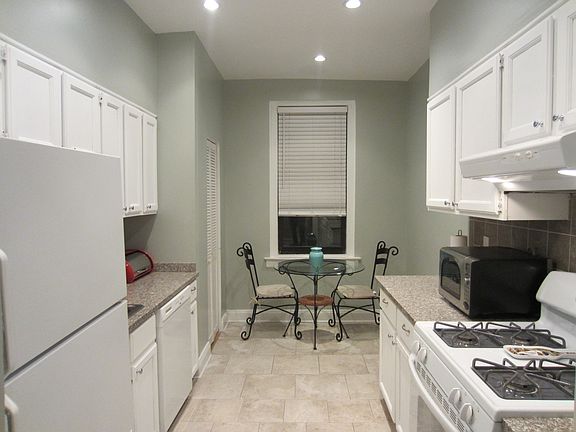 5th image of 1 Columbia Ave APT B12