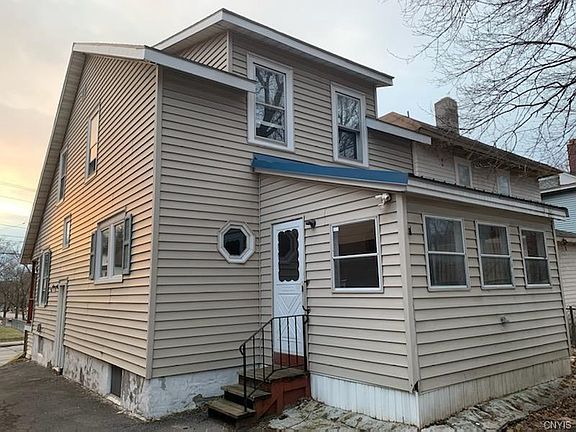 2nd image of 3317 S Salina St