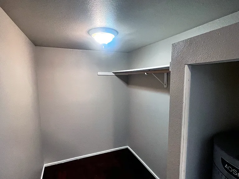 404 Pacific Ave S #A — Photo 17