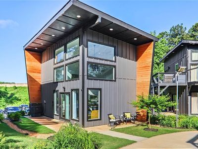 3120 Godby Rd, College Park, GA, 30349