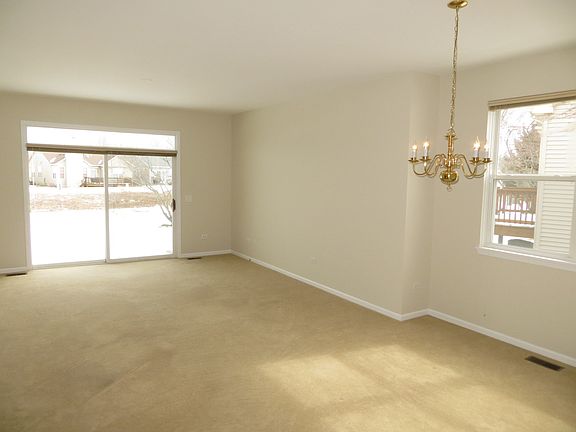 2nd image of 2324 Ashbrook Ln