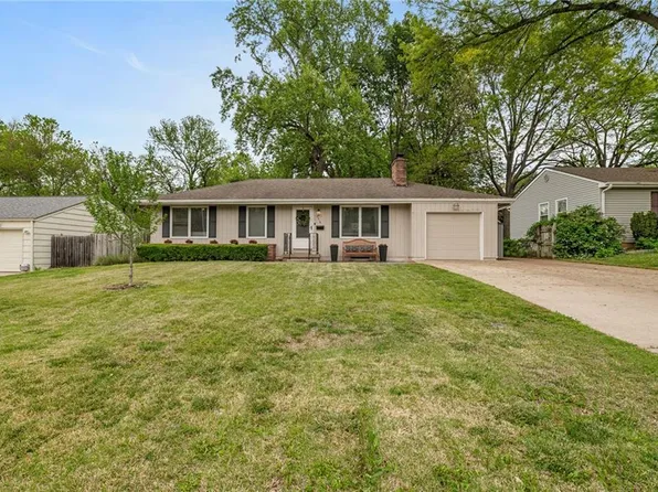 7914 W 92nd Ter, Overland Park, KS 66212