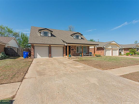 2nd image of 2009 La Dean Dr