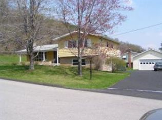 10 Evergreen Lck, Brookville, PA 15825