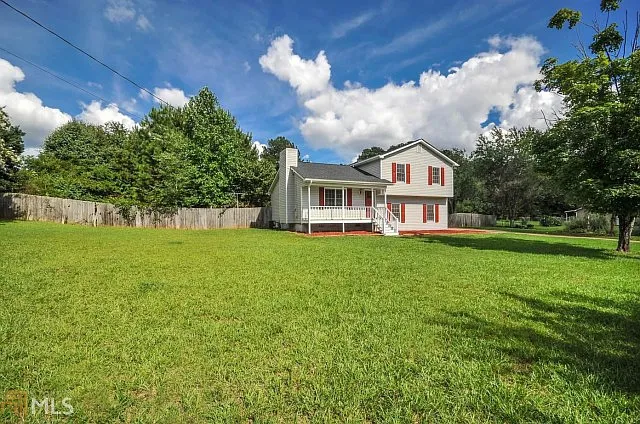 121 Summerfield Dr photo 1