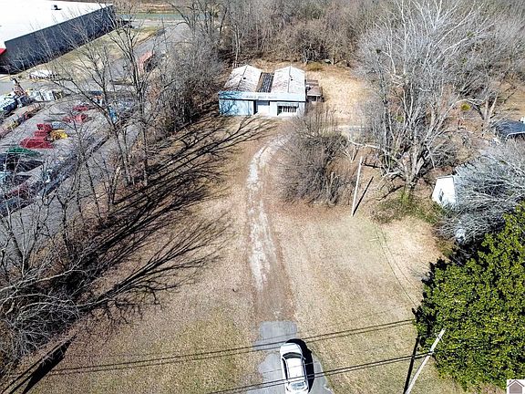 4th image of 4549 Cairo Rd