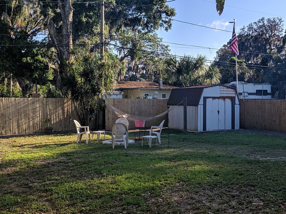 2nd image of 1279 Bermuda St