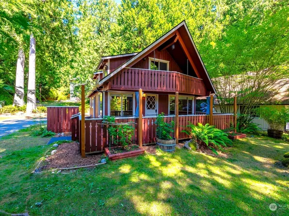 39 Little Strawberry Lane, Bellingham, WA 98229