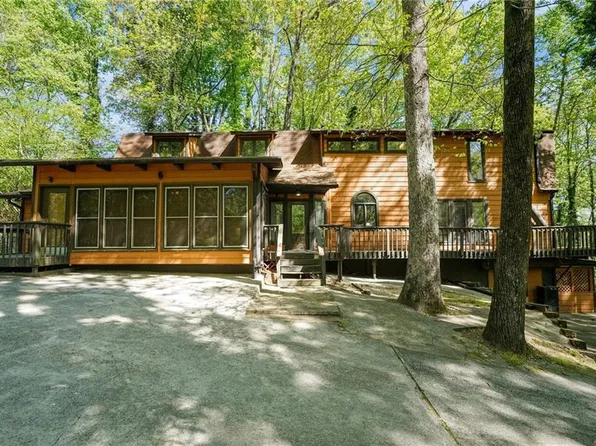 2530 Rockbridge Rd NW, Conyers, GA 30012