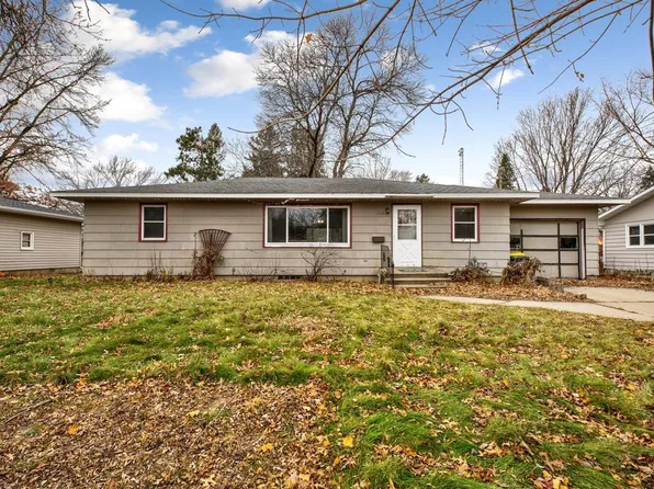1112 Winona St, Northfield, MN 55057