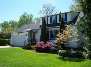 4998 Fairlawn Rd, Lyndhurst, OH 44124