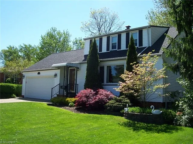 4998 Fairlawn Rd photo 1