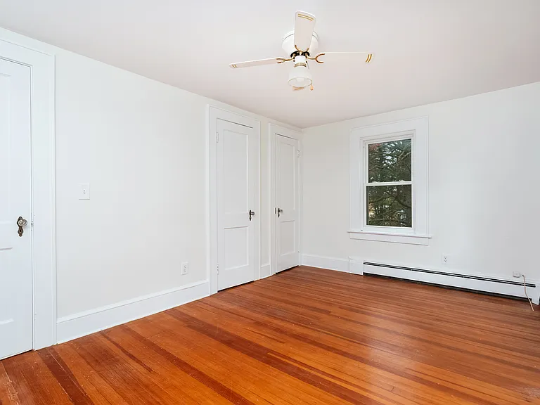31 Hillandale Rd — Photo 31