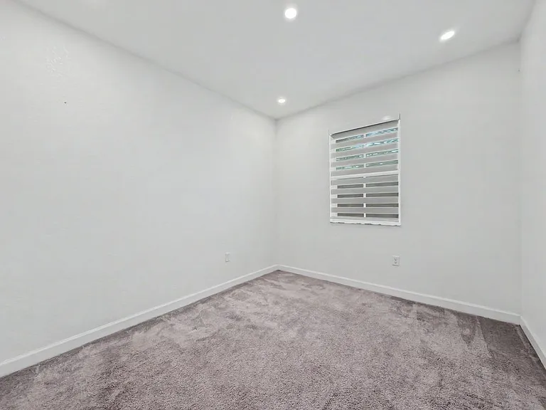 2644 SE 15th Ct #2644 — Photo 11