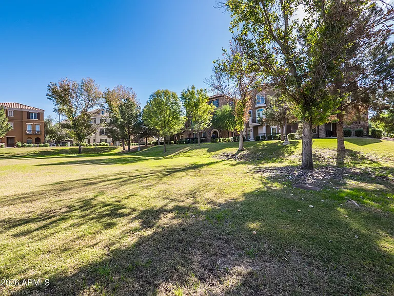 1628 E Canyon Creek Dr — Photo 38