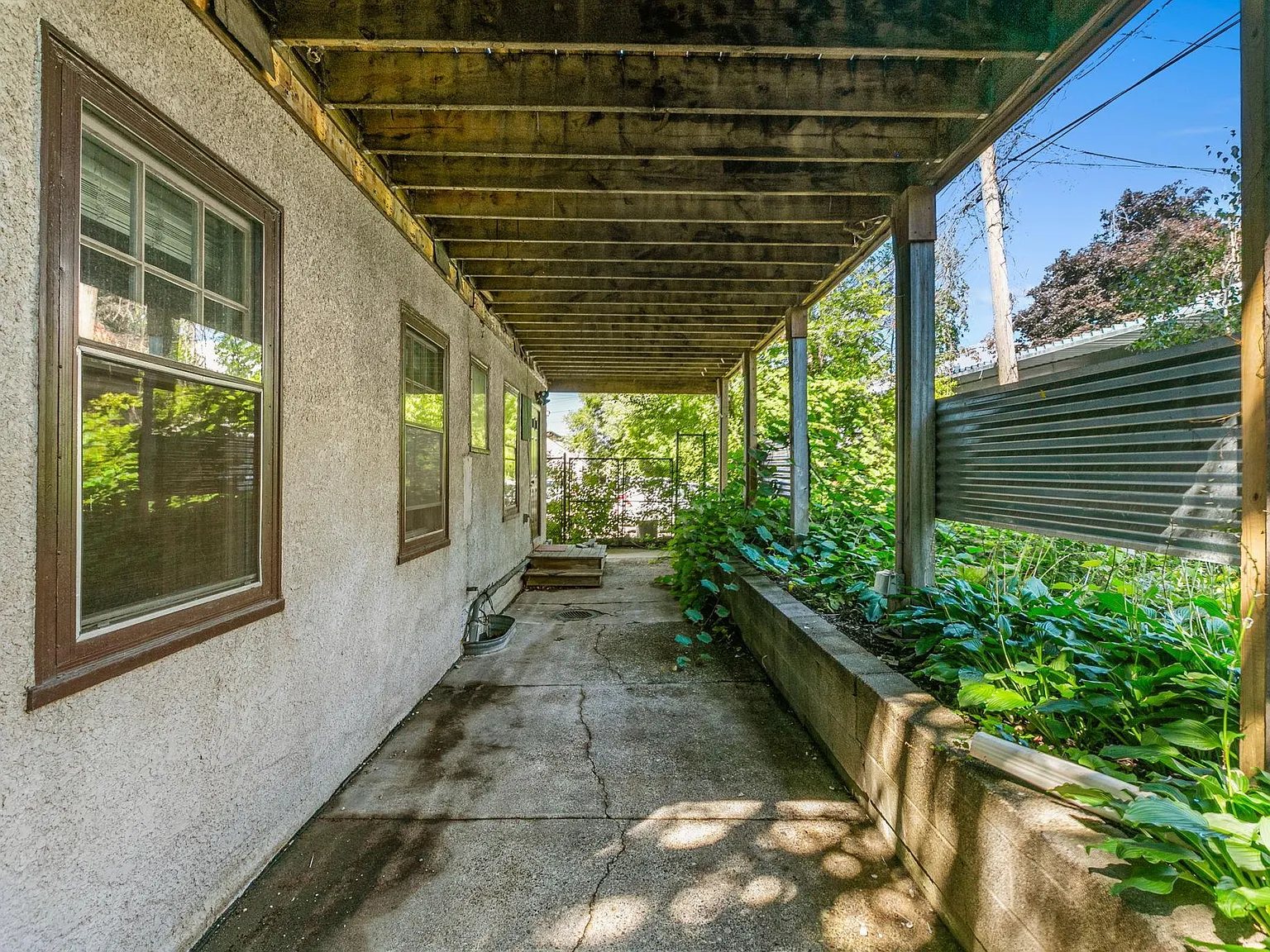 3 bed, 2.0 bath, 1450 sqft, $1,495 — Photo 4