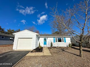 34 Northumberland Dr, Toms River, NJ