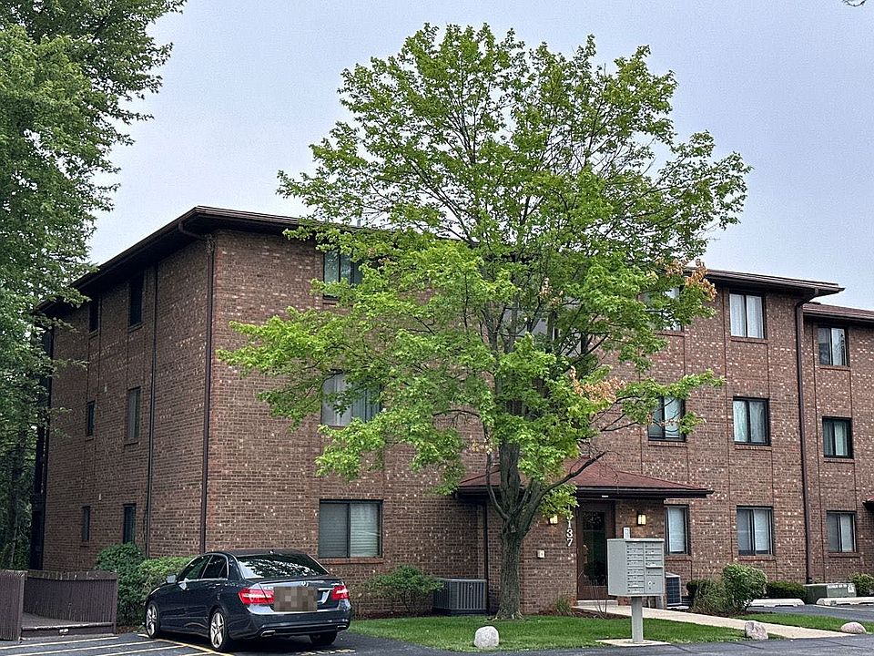 1st image of 15137 Quail Hollow Dr #3S
