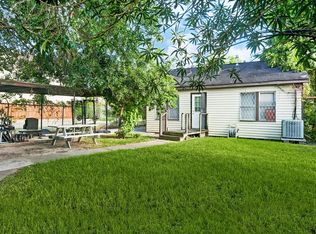 5828 Kiam St, Houston, TX 77007