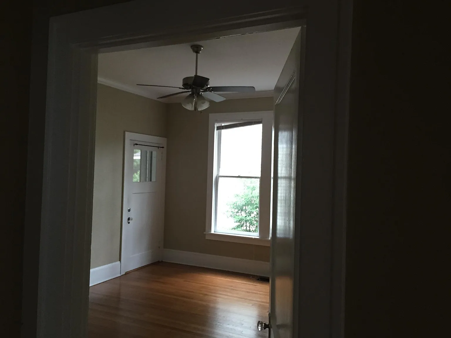 327 Atkins Ave — Photo 2
