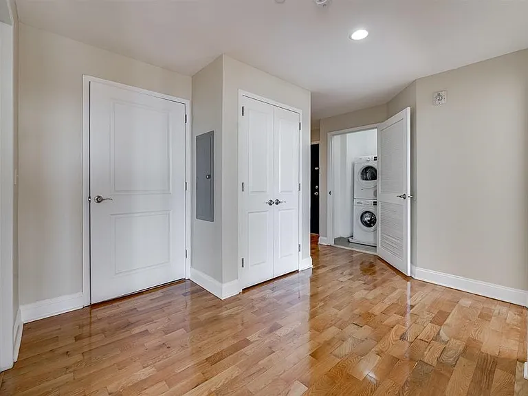 29 1st St #701 — Photo 14