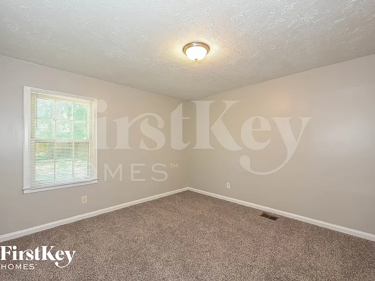 2668 Hood Ave NW — Photo 12